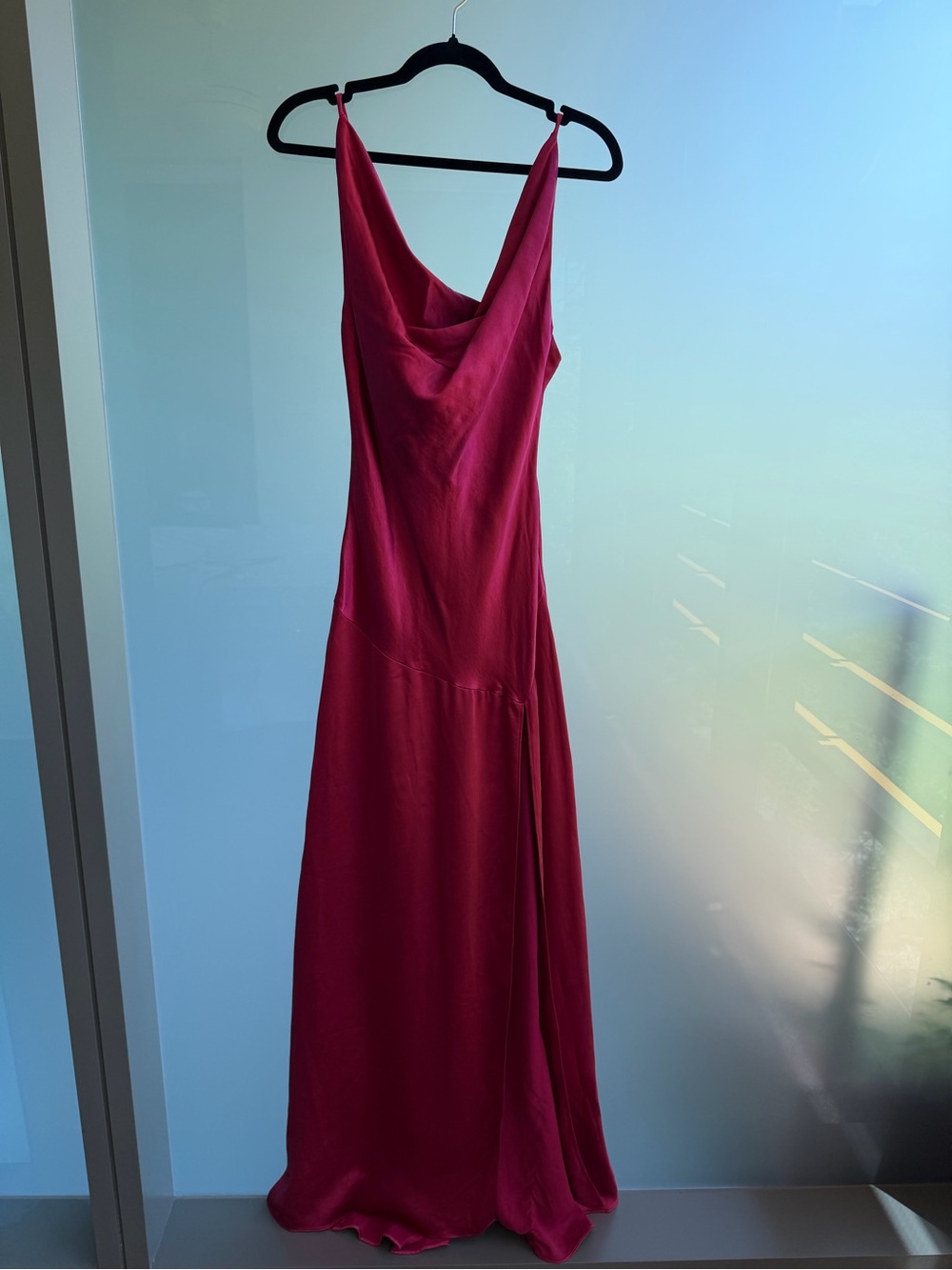 ELLIATT Red Satin Gown - Picture 2 of 5